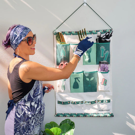 HANGING GARDEN TOOL SET ORGANISER